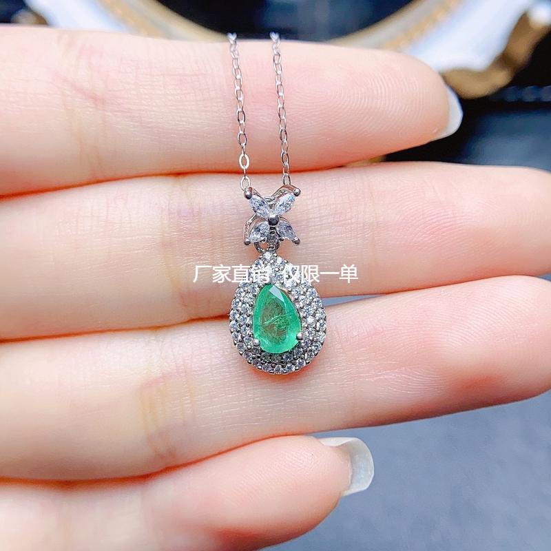 天然祖母绿吊坠，晶体全净火彩爆闪，S925银精工镶嵌5*7mm