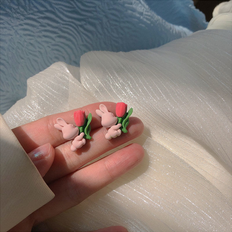 新品粉色郁金香兔子耳钉~小清新可爱卡通小熊耳环少女ins树脂甜美