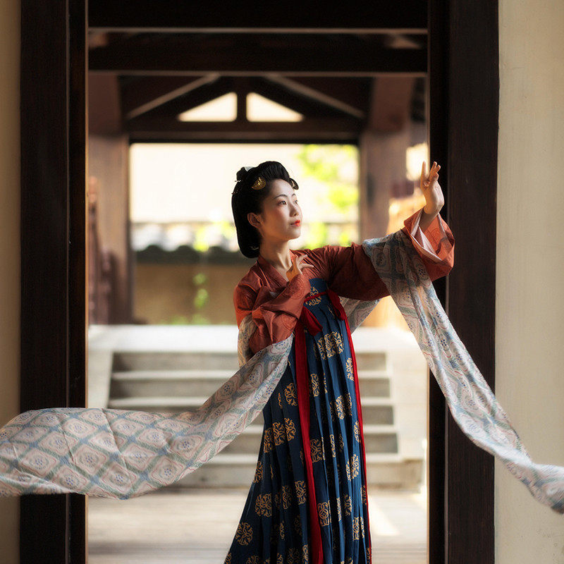 京渝堂唐本俑《捣练图》09号汤圆姐姐大码齐胸襦裙三件套,女装/女士精品,汉服半身裙,淘宝优惠券,粉丝福利购,淘宝优惠卷