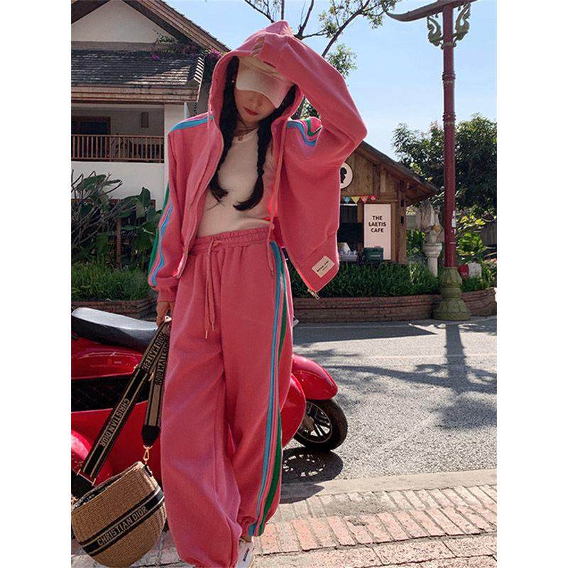 粉色洋气炸街运动风套装女2023秋季新款学院风连帽两件套,女装/女士精品,大码套装,淘宝优惠券,粉丝福利购,淘宝优惠卷