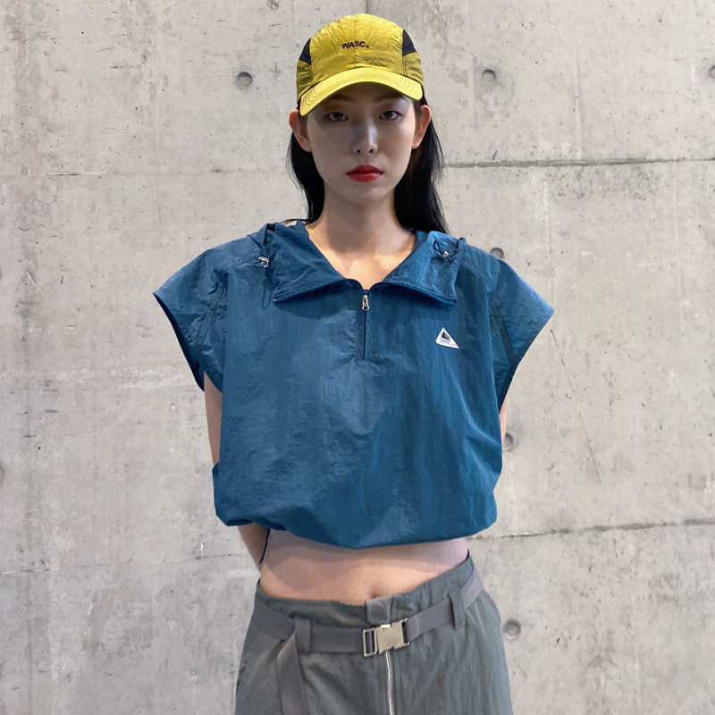 2025新款马甲女夏季薄款速干宽松显瘦短款无袖坎肩连帽