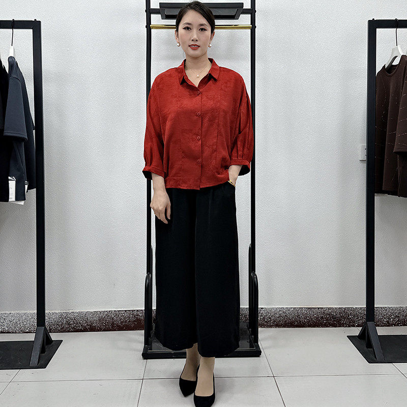 妈妈春夏装洋气加肥加大码气质小衫中年女40岁50中老年衬衫
