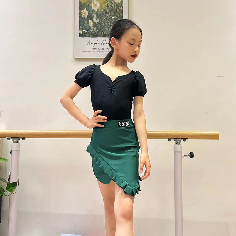 xinw拉丁舞练功服时尚花边拼接24春款练习舞蹈服表演