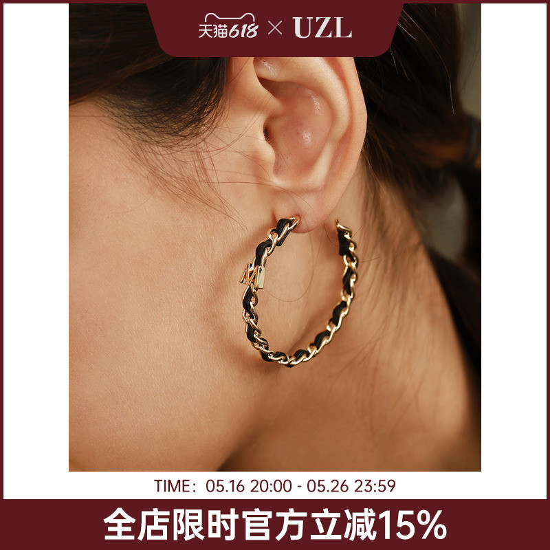 法式C圈耳环女高级感网红气质圆圈耳圈夸张小众时尚黑色耳饰