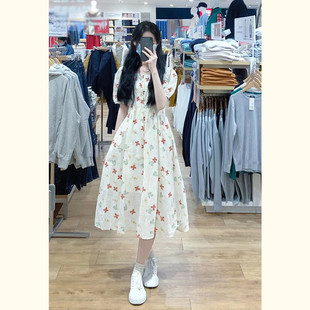 温柔风碎花女小个子夏季新款收腰法式泡泡袖方领显瘦子