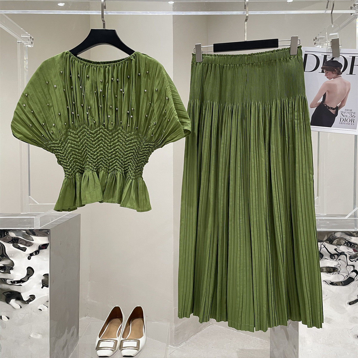 2025夏装钉珠摆裤裙女生日礼品优雅中年气质妈妈褶皱时尚套装礼物,女装/女士精品,大码套装,淘宝优惠券,粉丝福利购,淘宝优惠卷