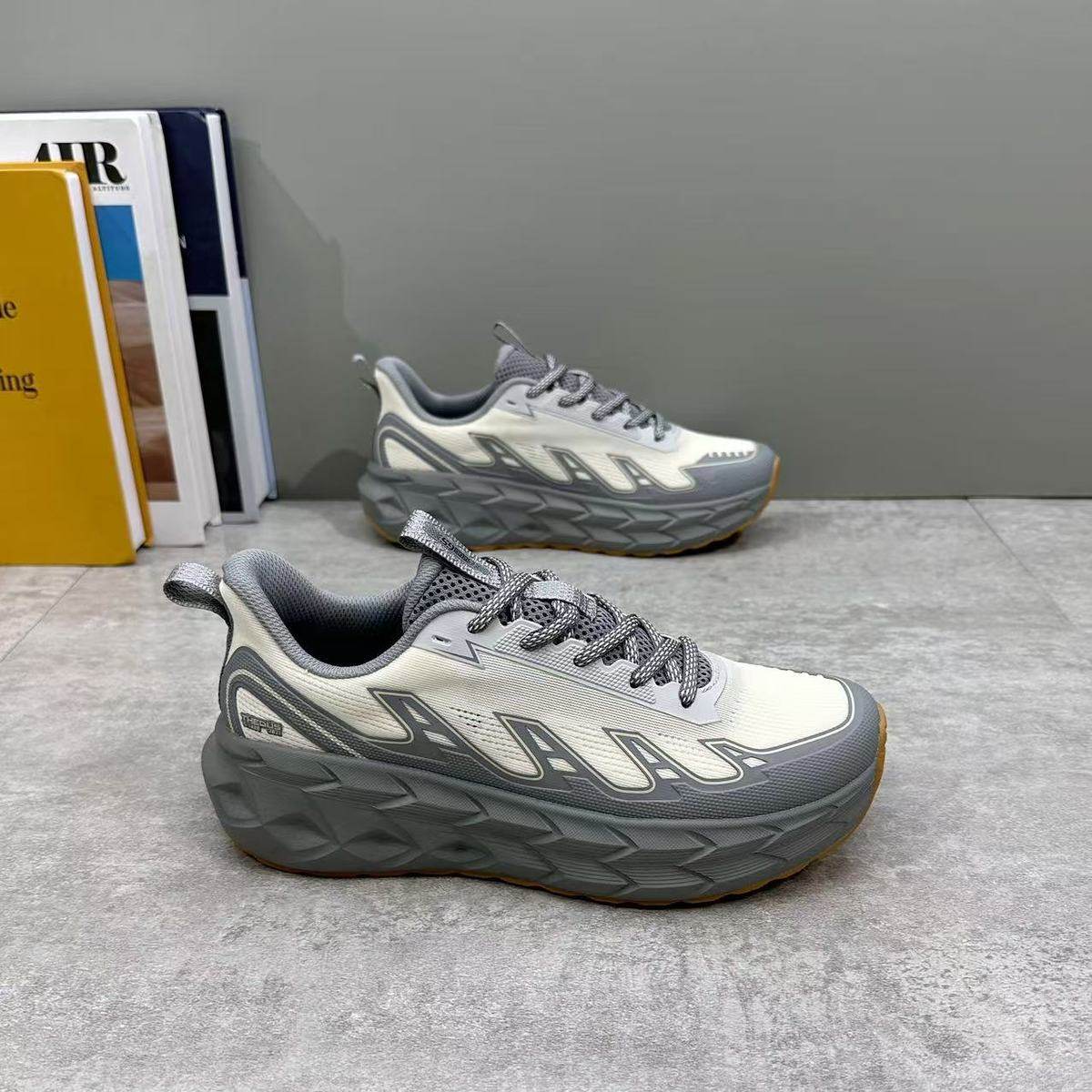 男鞋2025夏季新款轻便厚底男士休闲运动鞋户外防滑耐磨登山跑步鞋,流行男鞋,时尚休闲鞋,淘宝优惠券,粉丝福利购,淘宝优惠卷