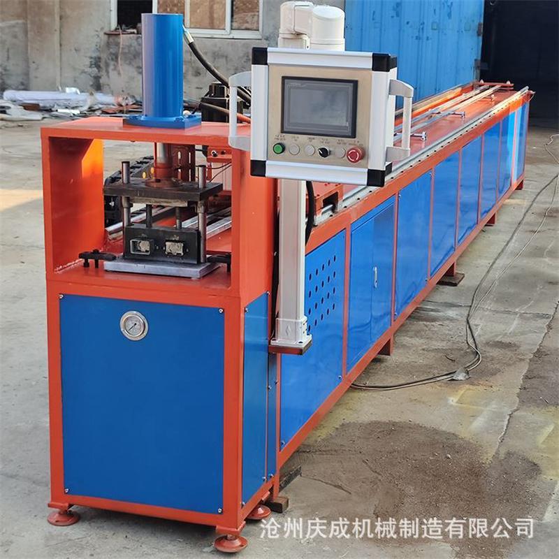 全自动爬架冲孔机 方管数控打孔机 铝合金护栏开孔切断一次成型机
