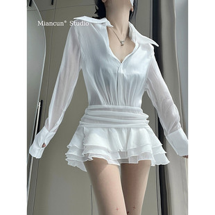 法式荷叶边单排扣白色衬衫女高级设计感辣妹收腰短款蛋糕裙