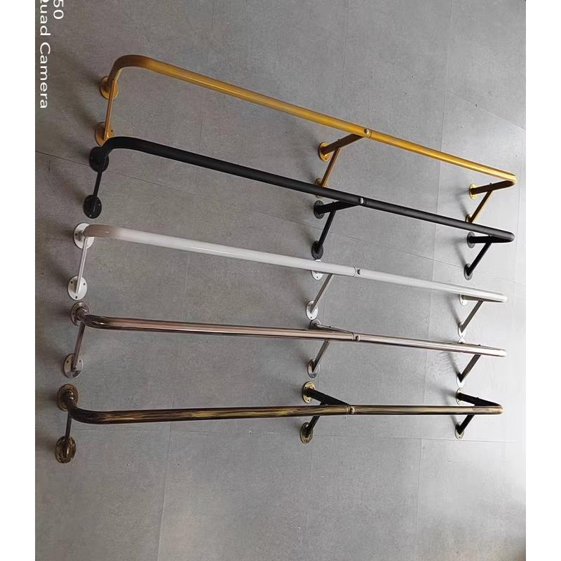 服装店侧挂上墙壁挂式U型男女装店货架展示架衣服挂架童装挂衣杆