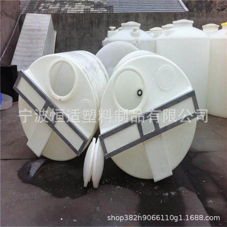 山东淄博2吨加药桶配搅拌机1.5KW配套水处理搅拌罐2吨搅拌罐