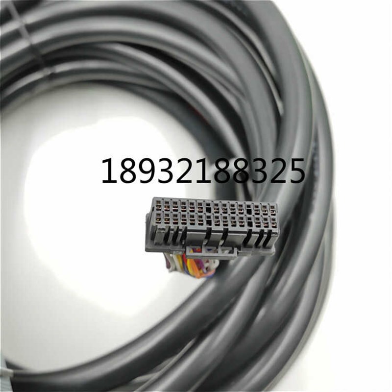 发那科机器人IO通讯线CRMA15 2006-T686控制线 R-30iB控制柜MAT柜