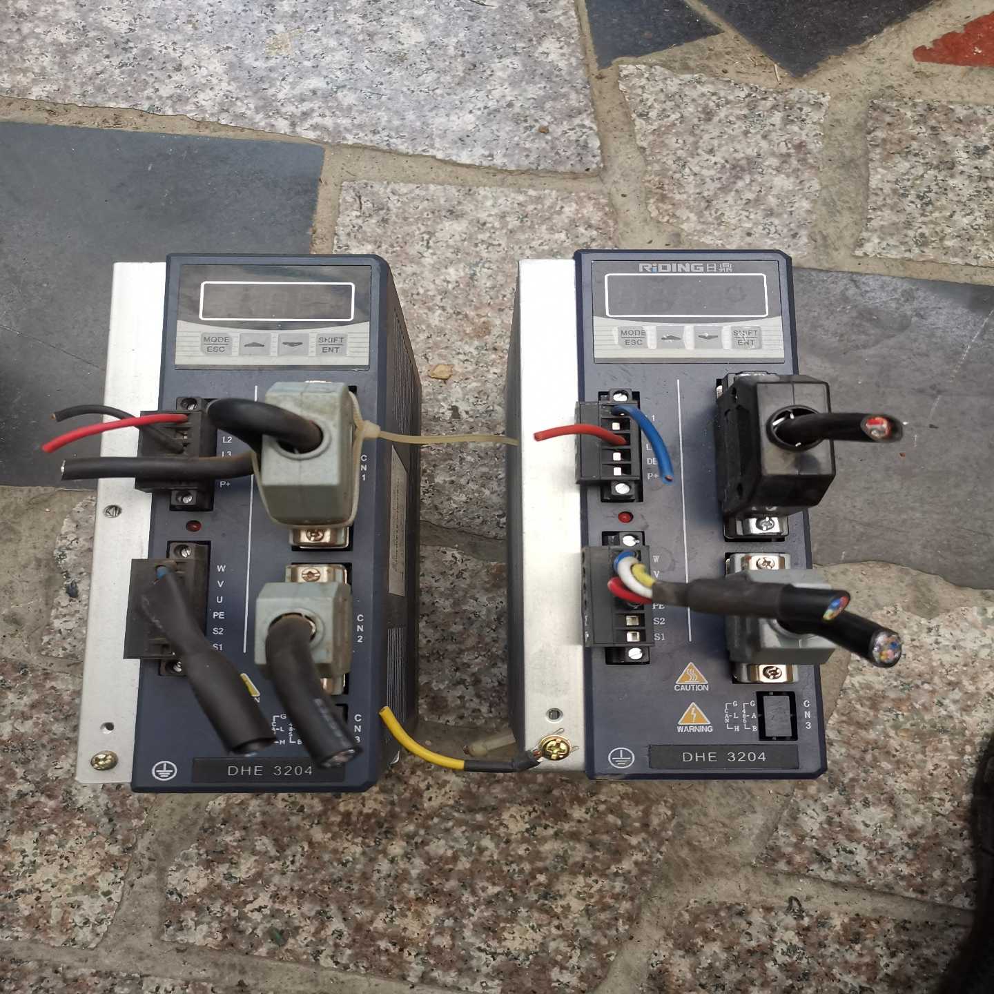 询价拍~DHE3204 日鼎驱动