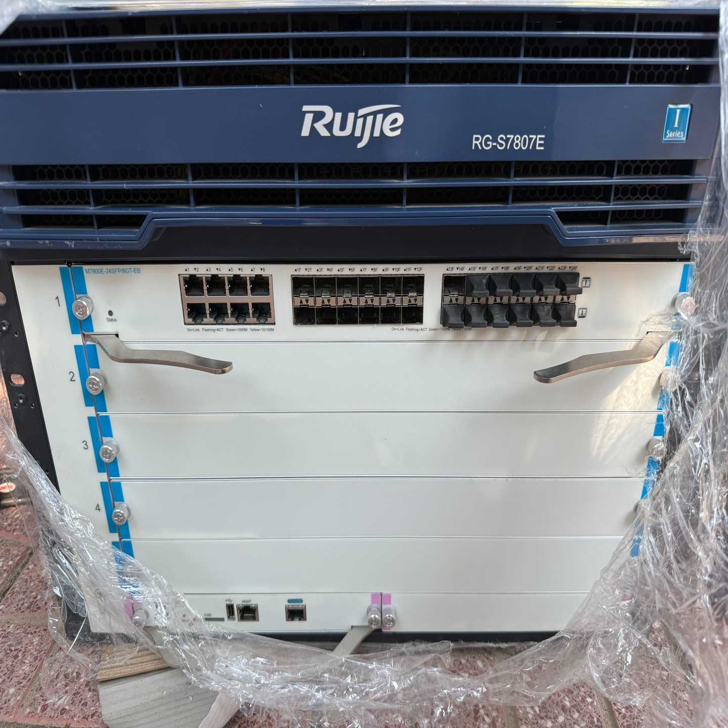 锐捷RG-S7807E 核心交换机 成色如图