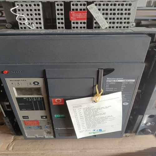 低压万能式断路器MT06N1 3P D/O MIC5.~询价