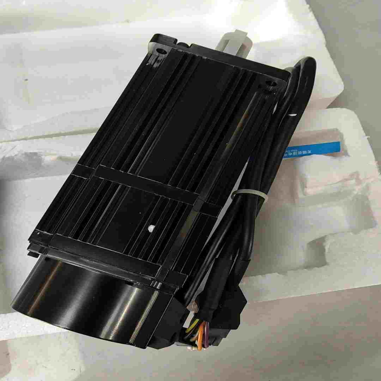 信捷伺服电机,MS-80STE-T02430BZ-20P7,【鑫鑫商铺】