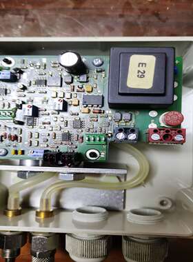 PUE94S压力传感器德国压力+/-25mbar电压~询价