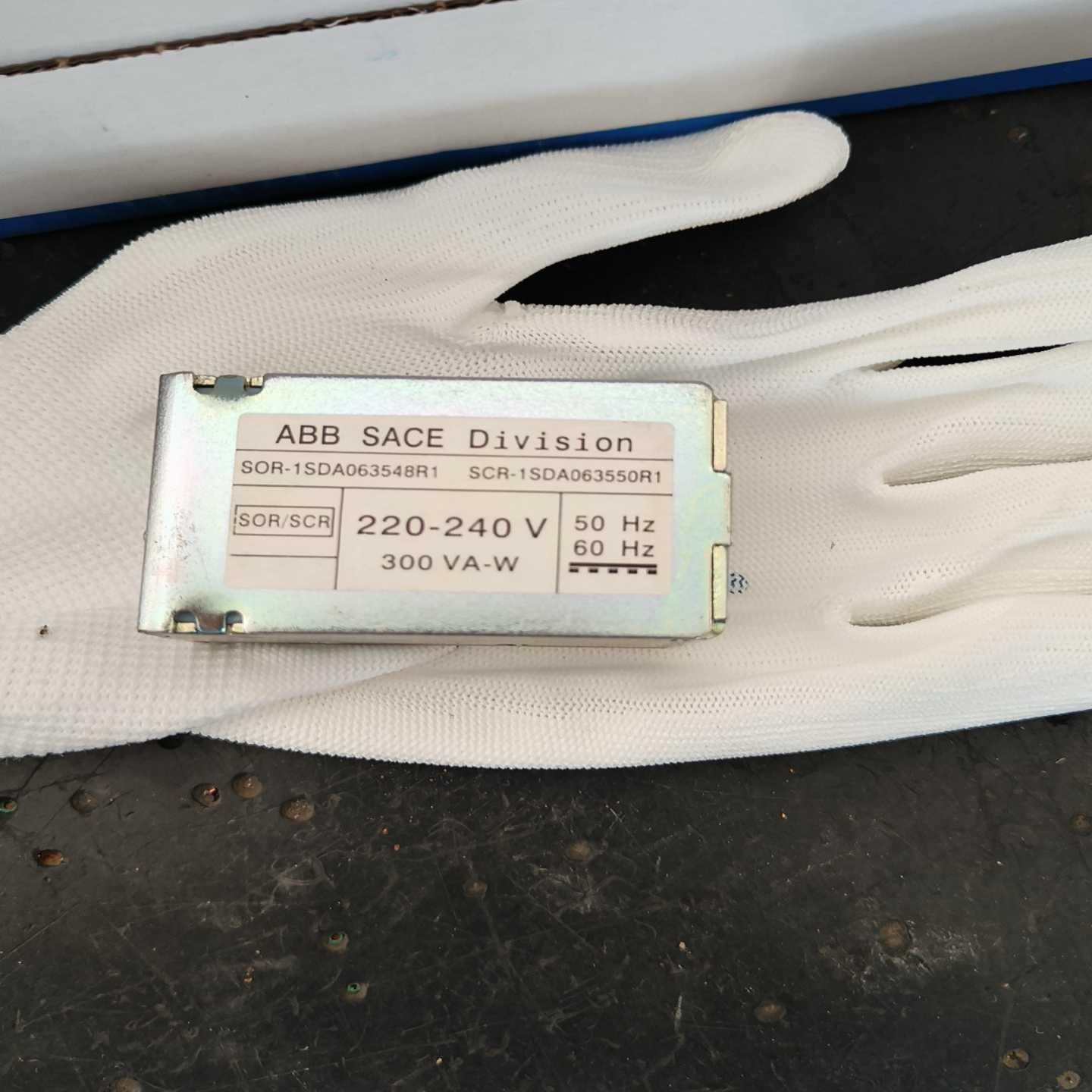 ABB断路器分合闸线圈。99新【落红设备】