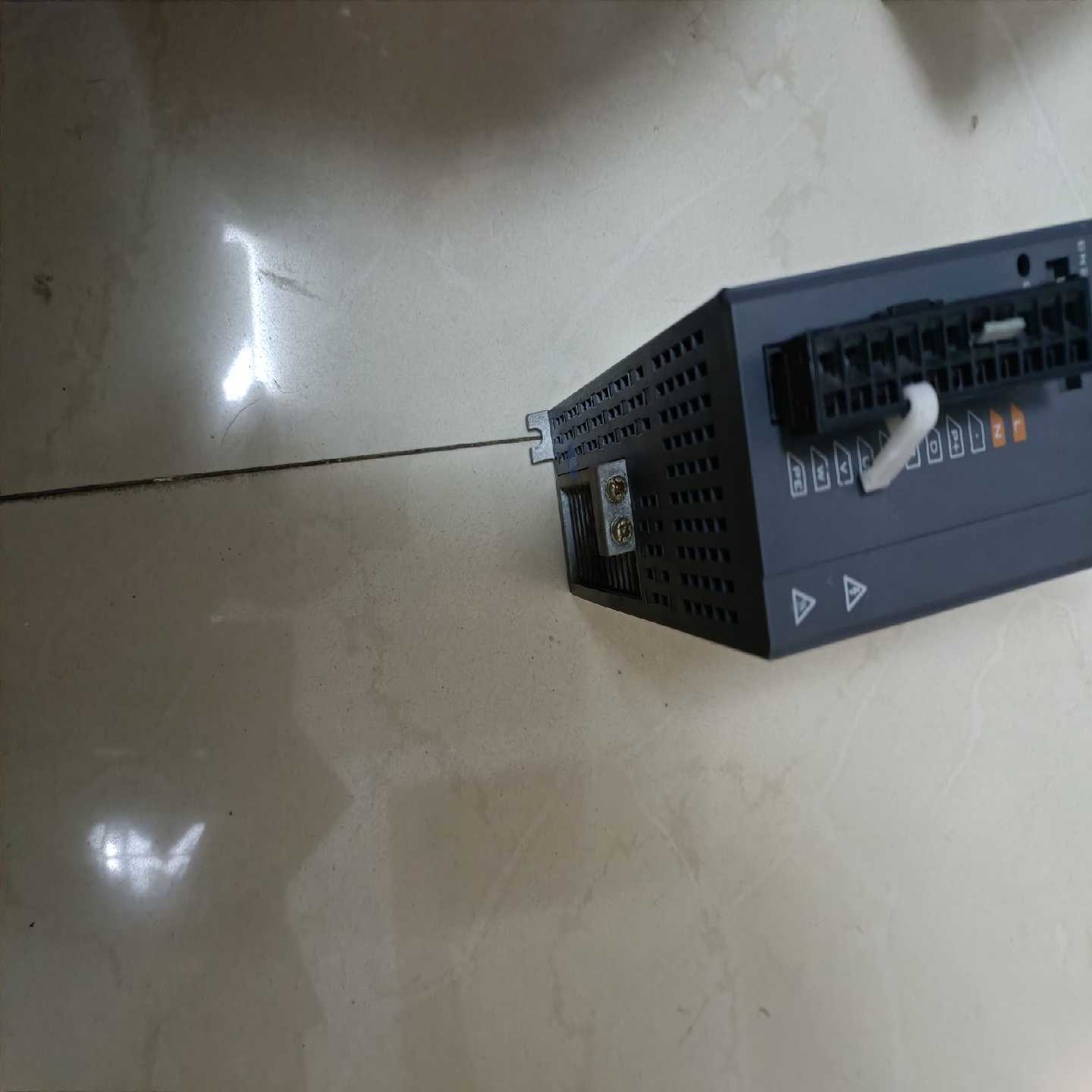 在ⅤFA7-2450P1N变频器所拆主板一套如图所示包功能好~询价