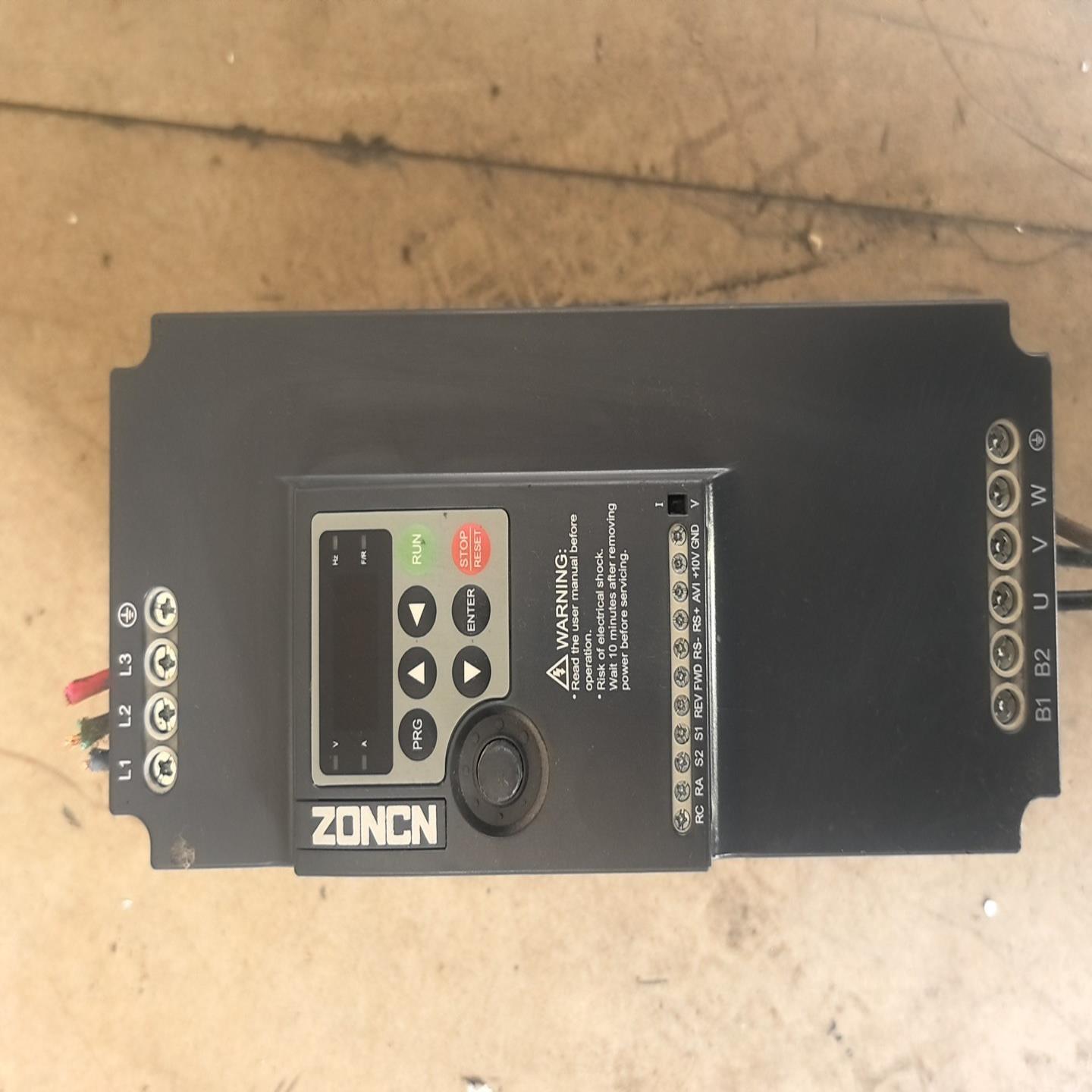 询价~众辰变频器NZ200，11kw，功能没问题成色如图