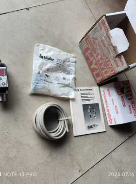 询价拍~ATV310变频器，380V2.2kw，，成色