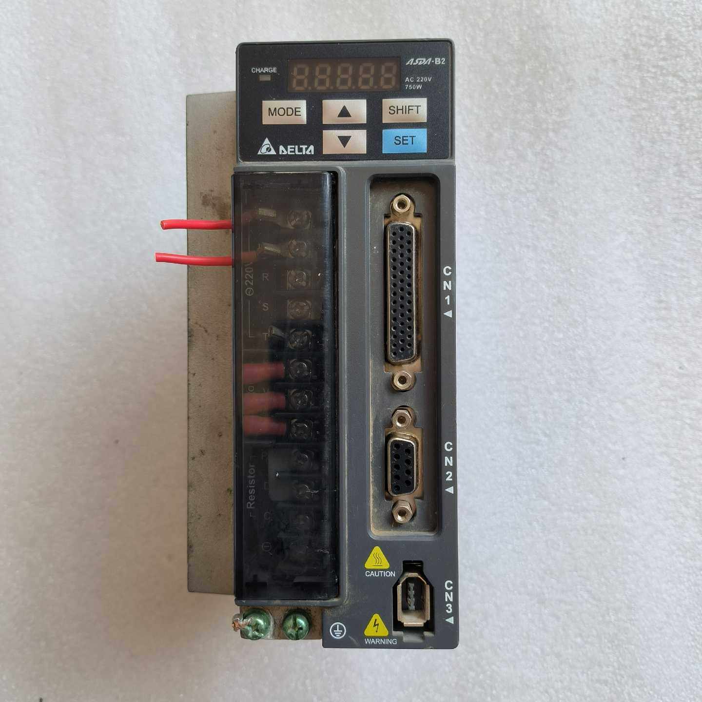 伺服驱动器  ASD-B2-0721-B   750w（地坛设备）