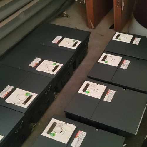 【星慕电子】ATV312HU55N4的九新