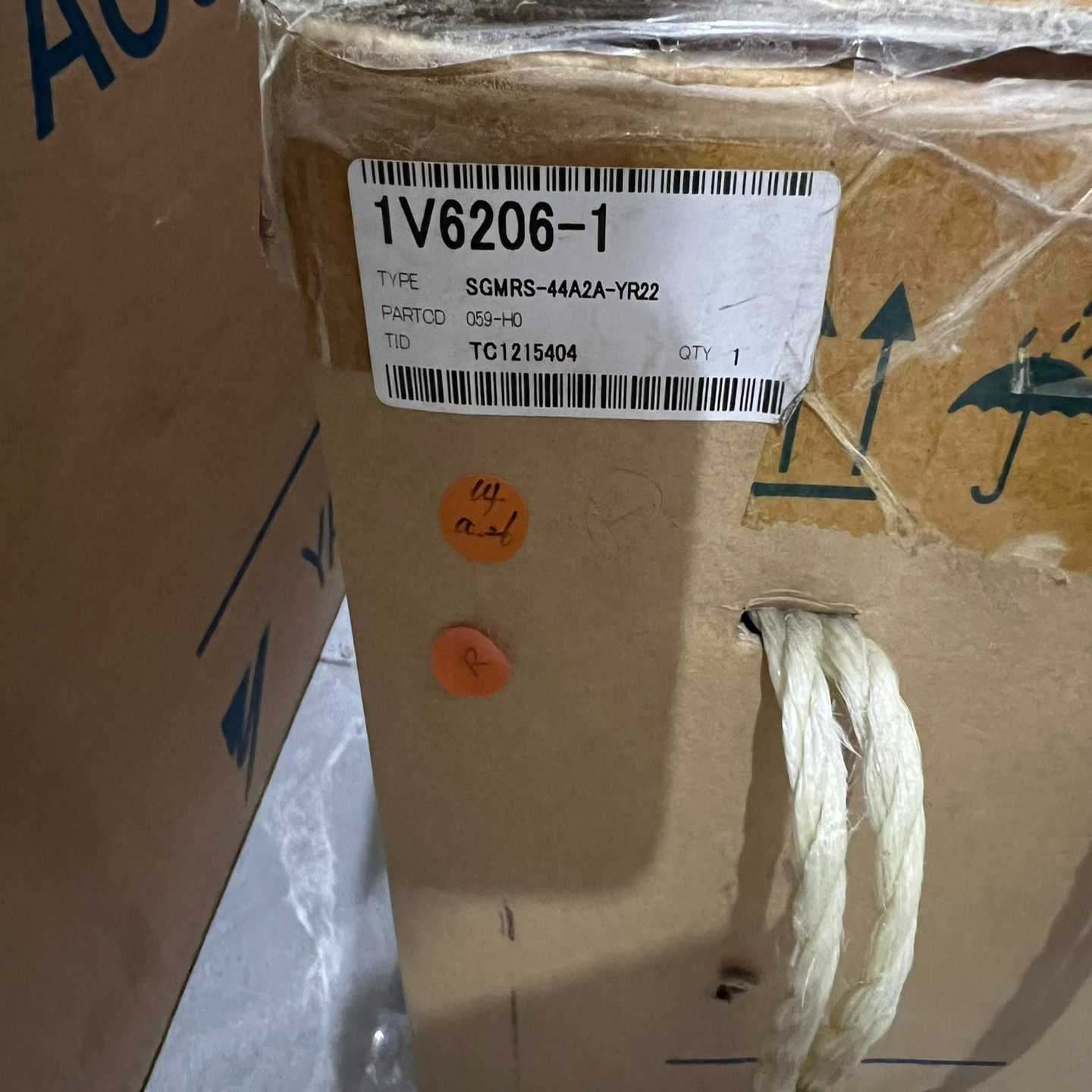 SGMRS-44A2A-YR22  机器人电机 ~询价