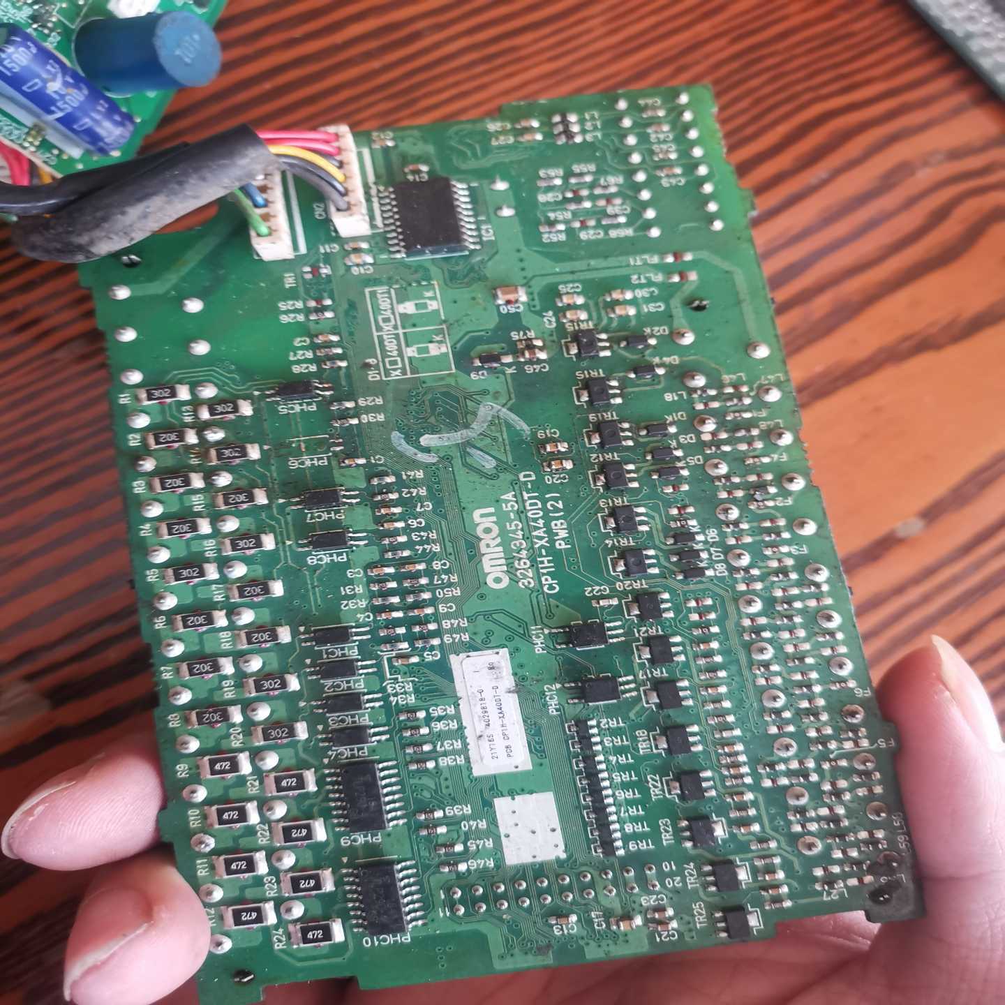 PLC CP1H-XA40DT-D一套板子成色如图便宜（佳毅工控）