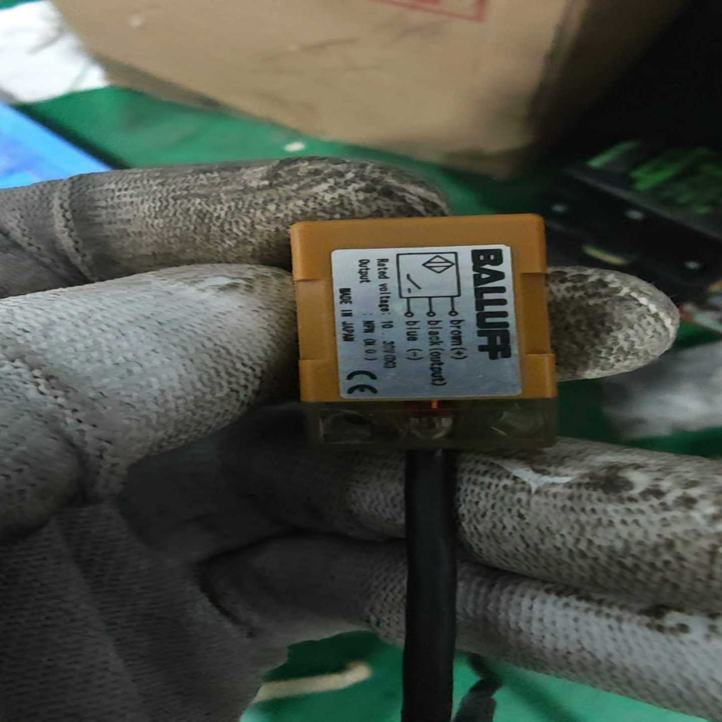 询价~BALLUFF巴鲁夫传感器 BES 517-Q1605NU接