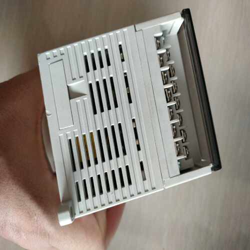 ALPHA6000-32R2GB（2.2KW）4台~询价