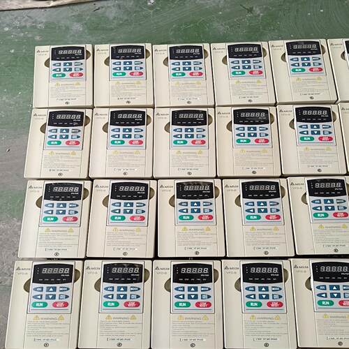 台达VFD007B43A变频器功能正常成色不错联系~询价