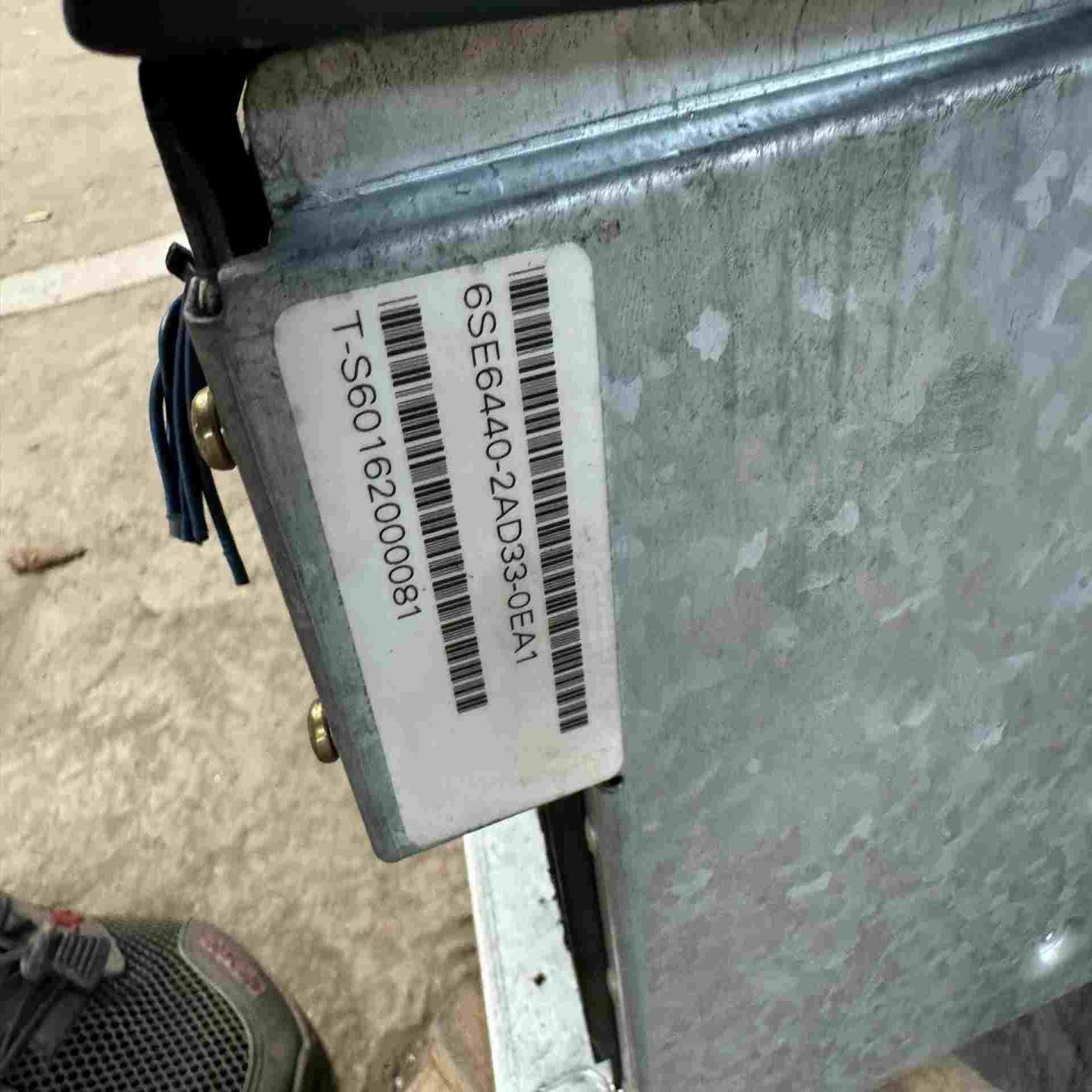 6SE6440-2AD33-0EA1，正常，功能正询价