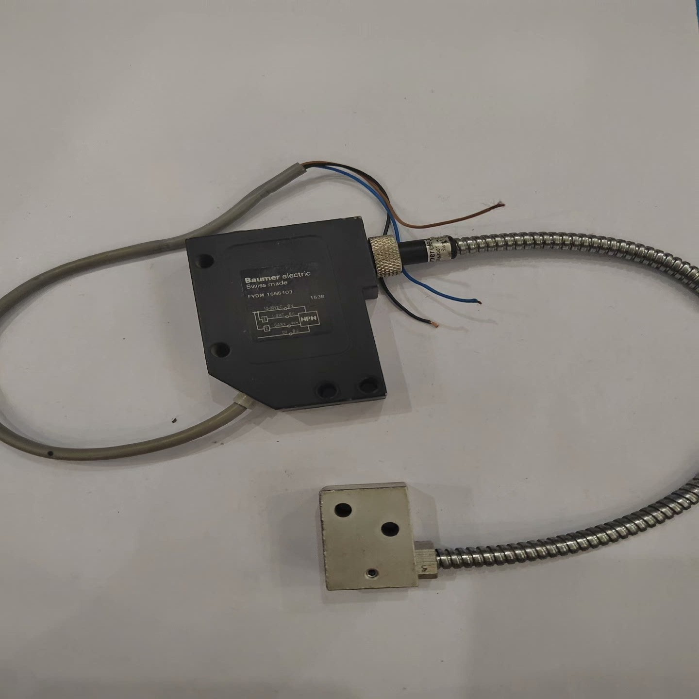 瑞士保盟BAUMER传感器FVDM 15N5103~询价
