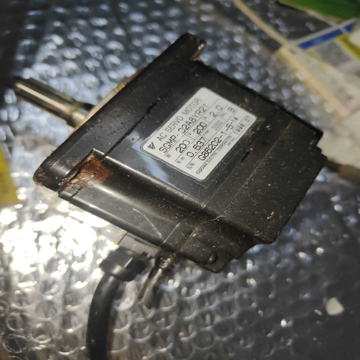 安川伺服电机SGMP-02A8YR21功能正常[浩蓉商户]