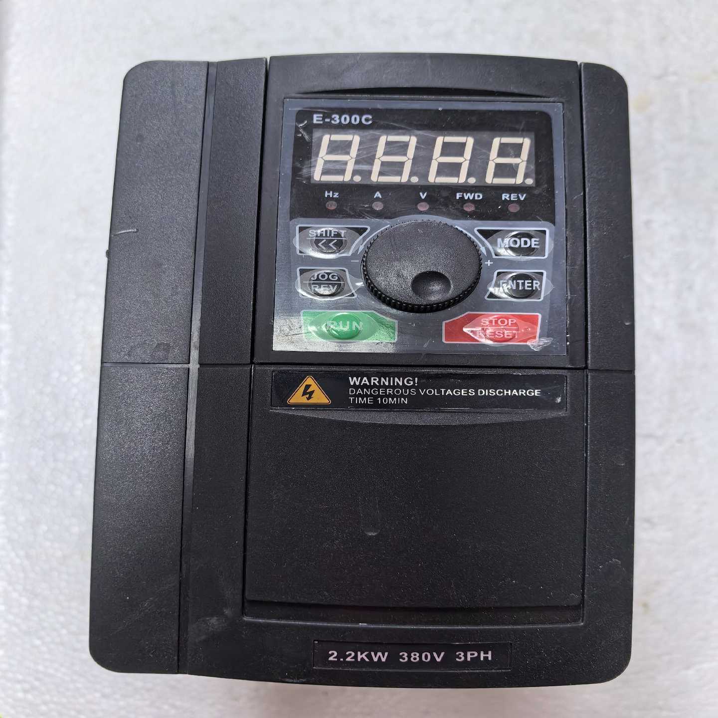 ZVF300-G2R2T4S 紫日变频器 380V 2.2K【鑫鑫商铺】