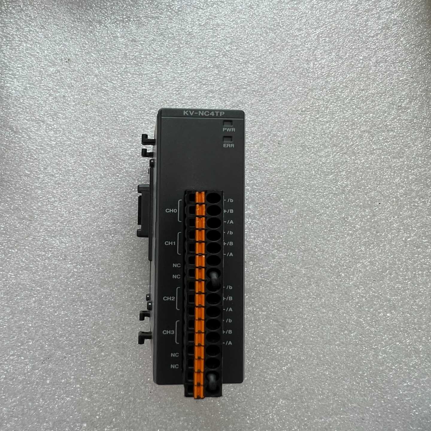 KEYENCE基恩士控制器KV-NC4TP  ~询价