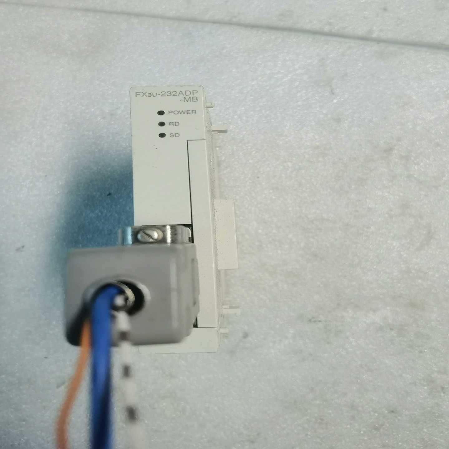 三菱PLCFX3U-232ADP-MB实图拍摄；议价