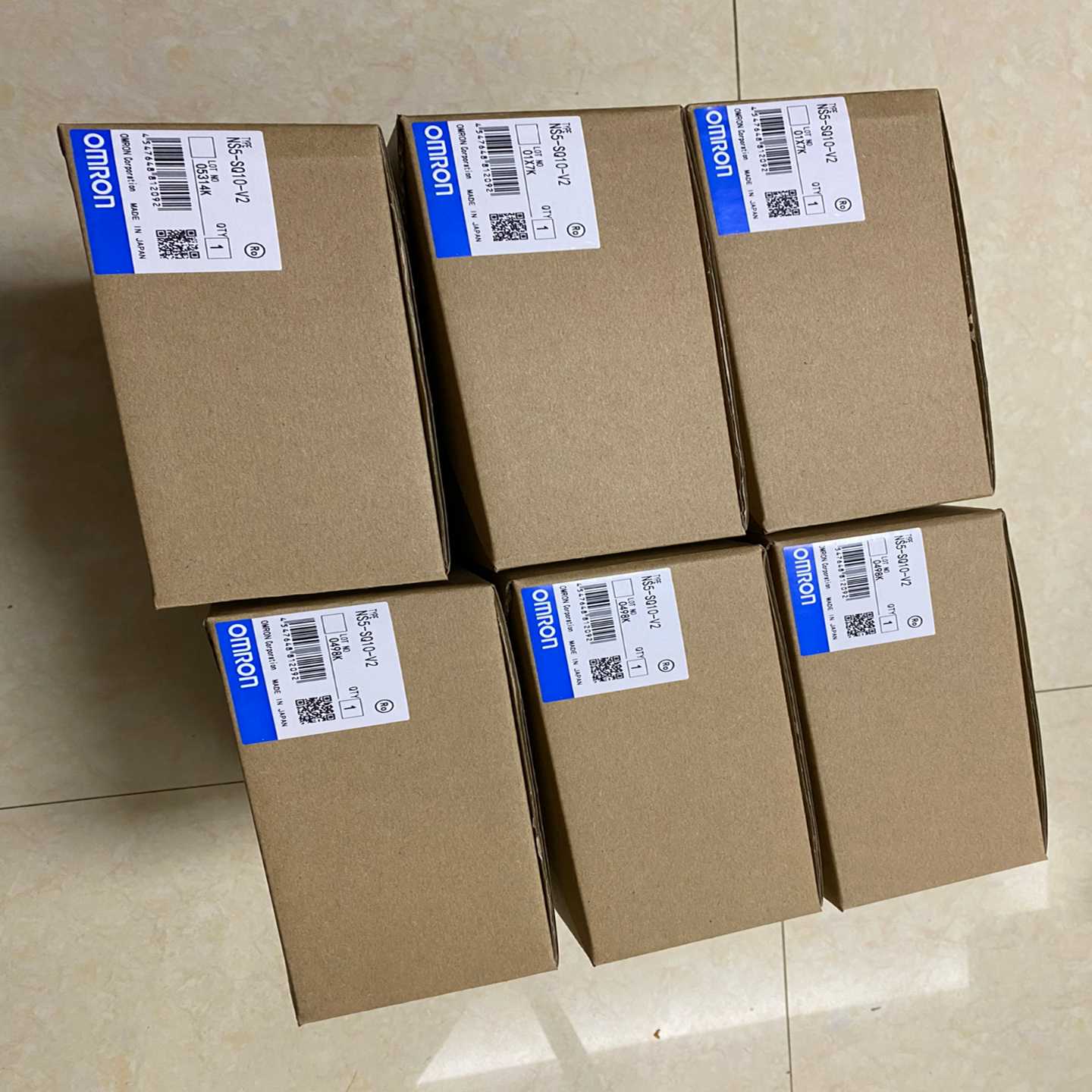 触摸屏NS5-SQ10-V2/NS5-SQ10B-V2{议价}