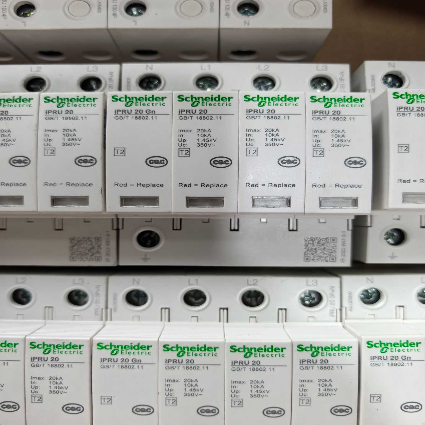 浪涌保护器iPRU 3P+N 4P 20KA 30祇~询价