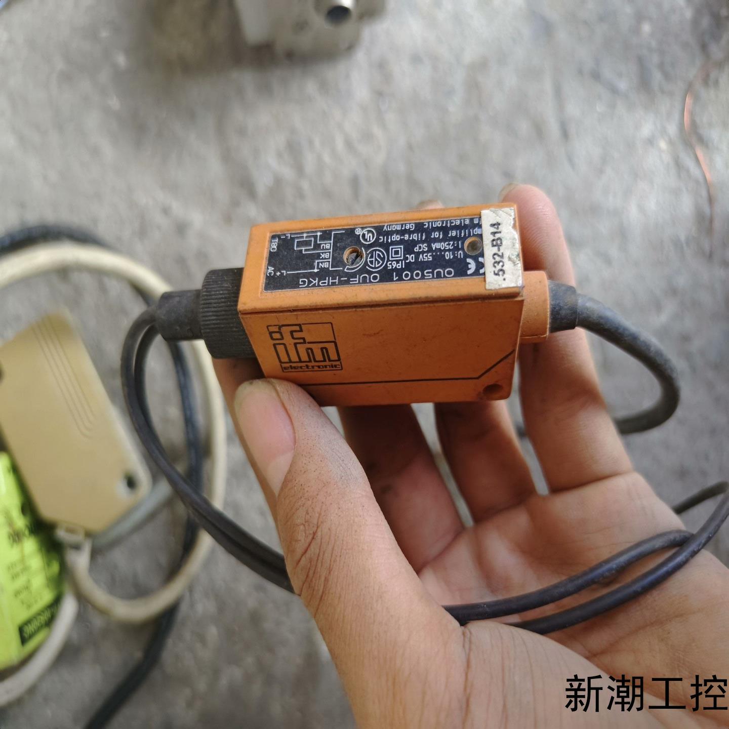 IFM易福门OU5001 OUF-HPKG光纤放大器实物拍议价商品