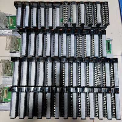 三菱Q系列PLC模块QY10Q68ADVQ68DAV--议价商品