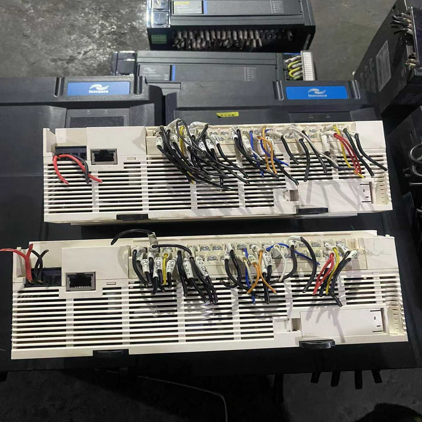 班美萝TM218LDA60DRN施耐德pLC外观成色一般功能--议价商品