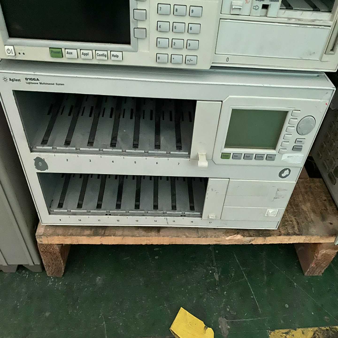 （议价）8166A多模块主机，机器功能正常，很漂亮有兴趣私