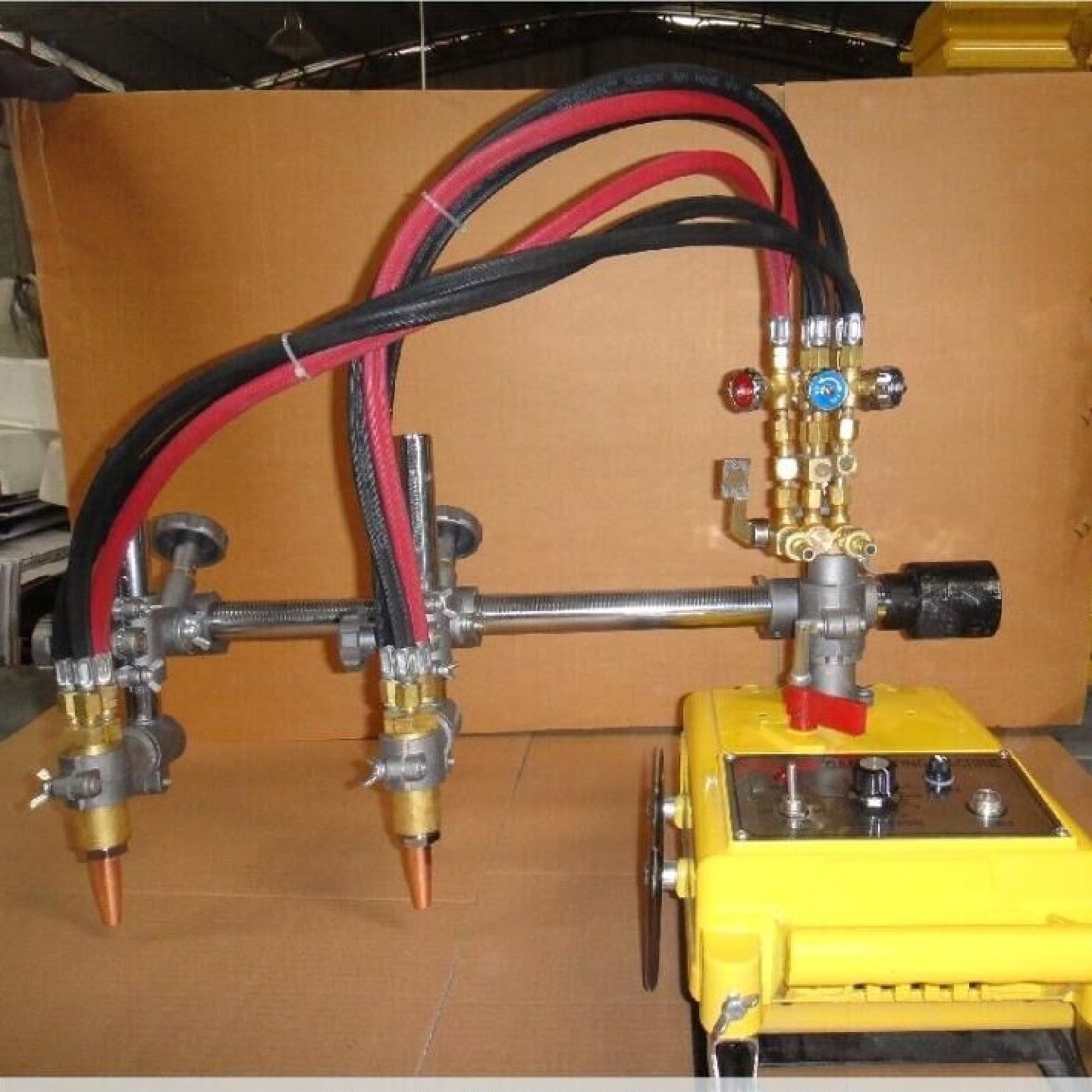 钢板切割机厂家现货半自动火焰切割机配件零售火焰切割机价格优惠