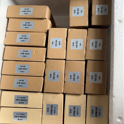 康耐德C2000MD44IQ模块19个！C2000-A询价