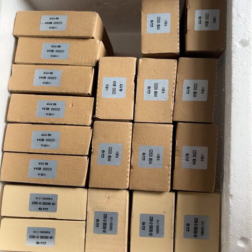 康耐德C2000MD44IQ模块19个！C2000-A询价