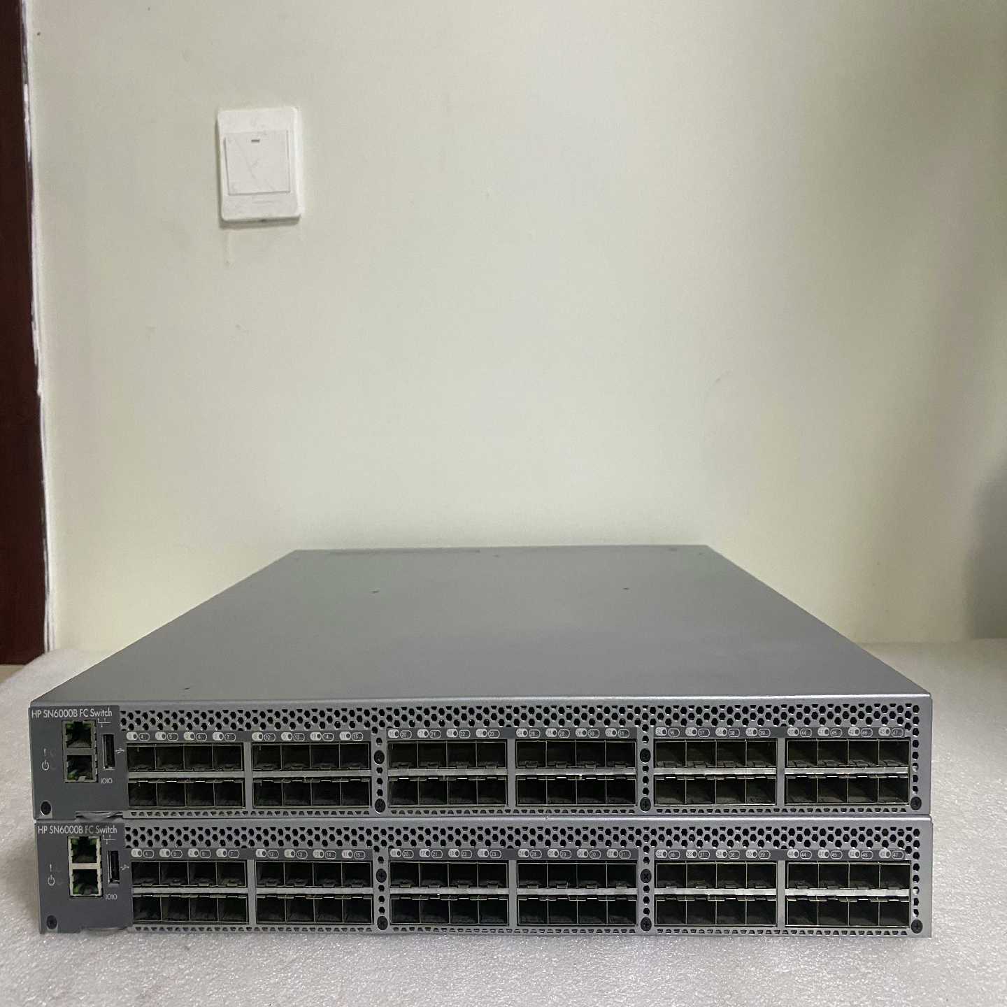 询价~HP SN6000B光纤交换机