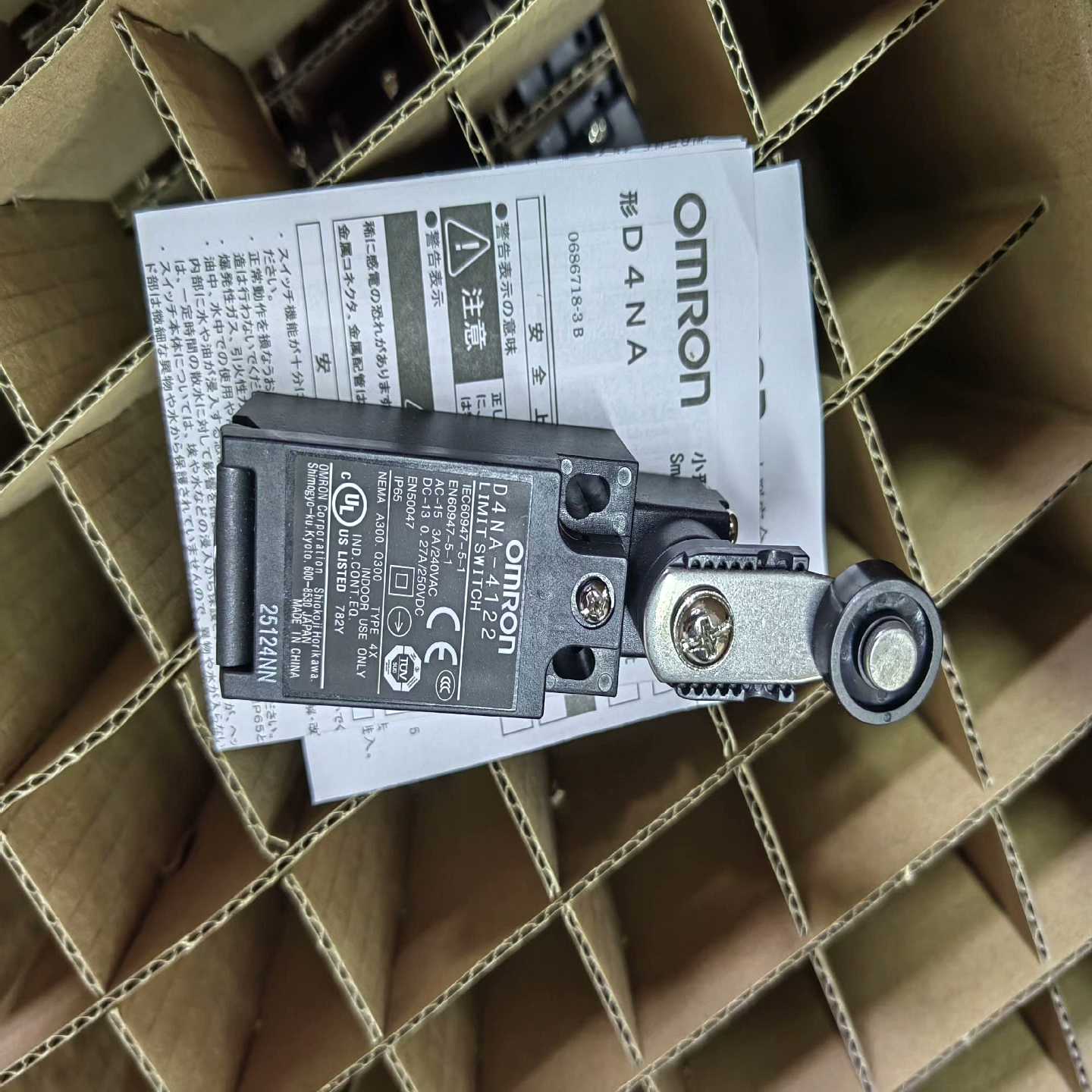 D4NA-4122 未税35 含税38.5~询价