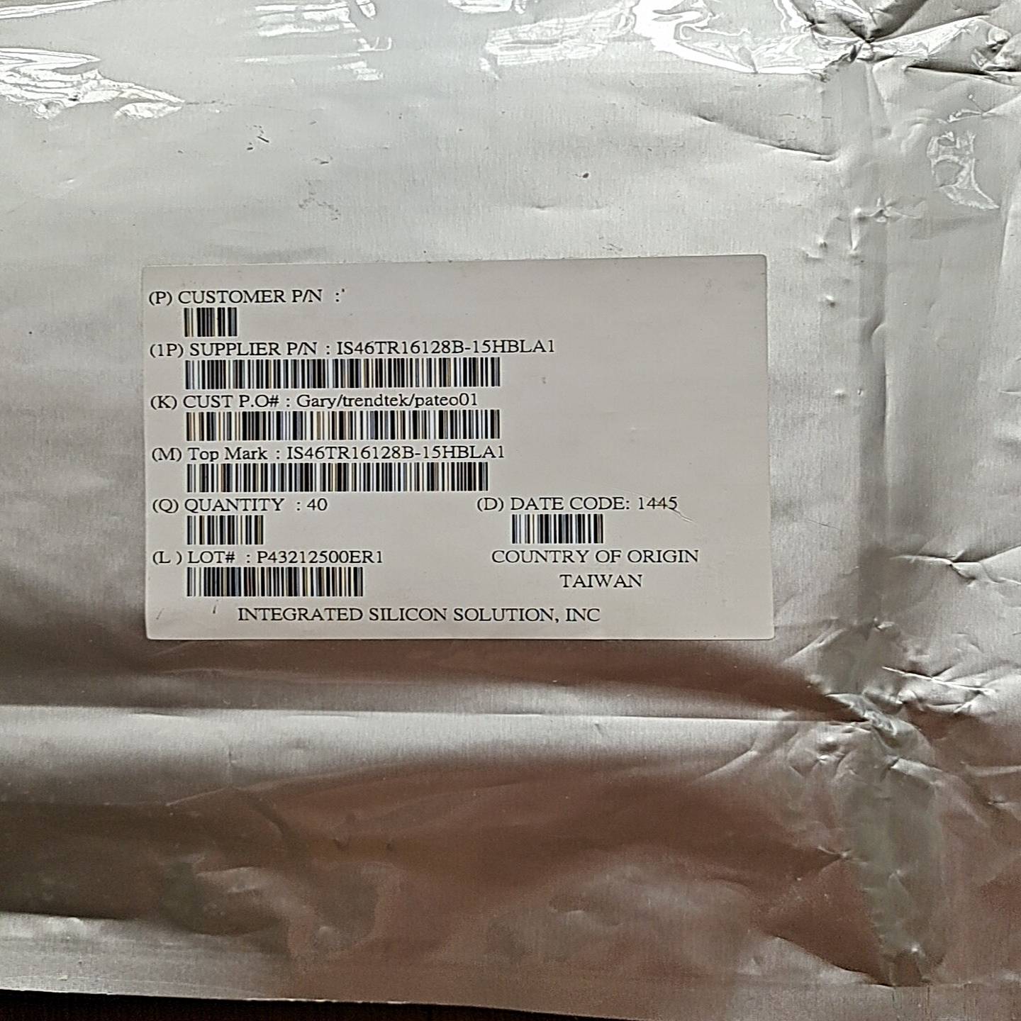 IS46TR16128B-15HBLA1 BGA96 存储器~询价